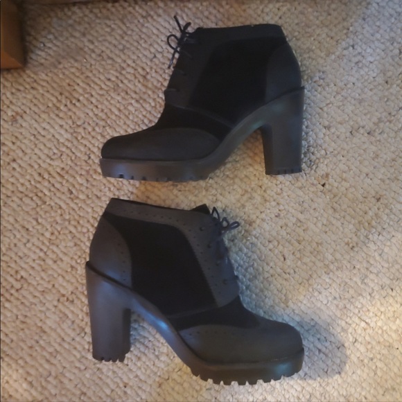 Sperry Emory Black Bootie Heels - Picture 4 of 8